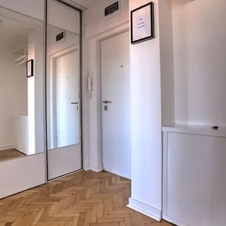 아파트 Belgrade Central Apartment 베오그라드